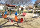 Aire de jeux avec toboggans, balançoires et jeux pour enfants , Ressorts , PML13 Ressort Picos , 